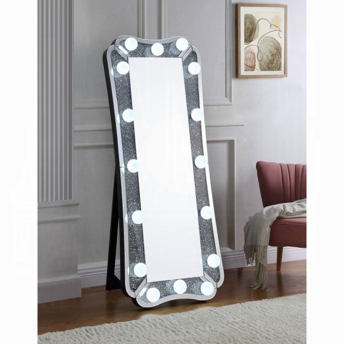 MIRROR FLOOR