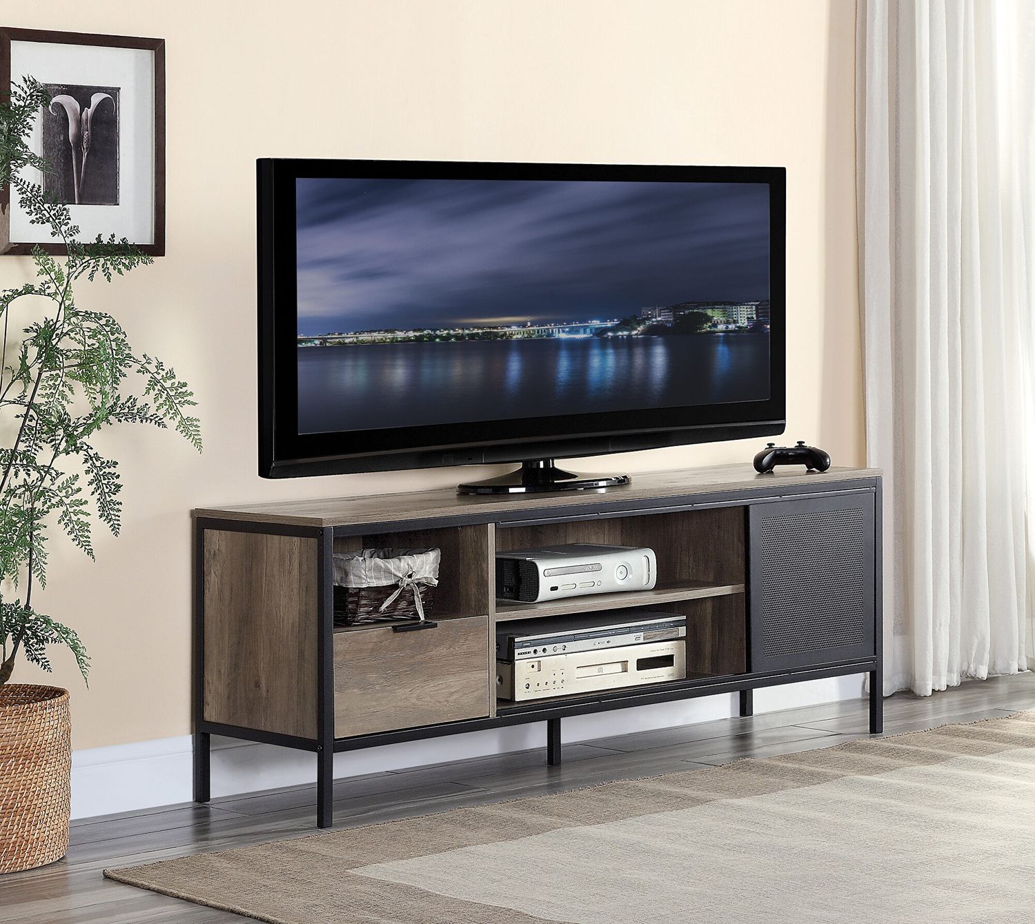 WOODEN TV STAND