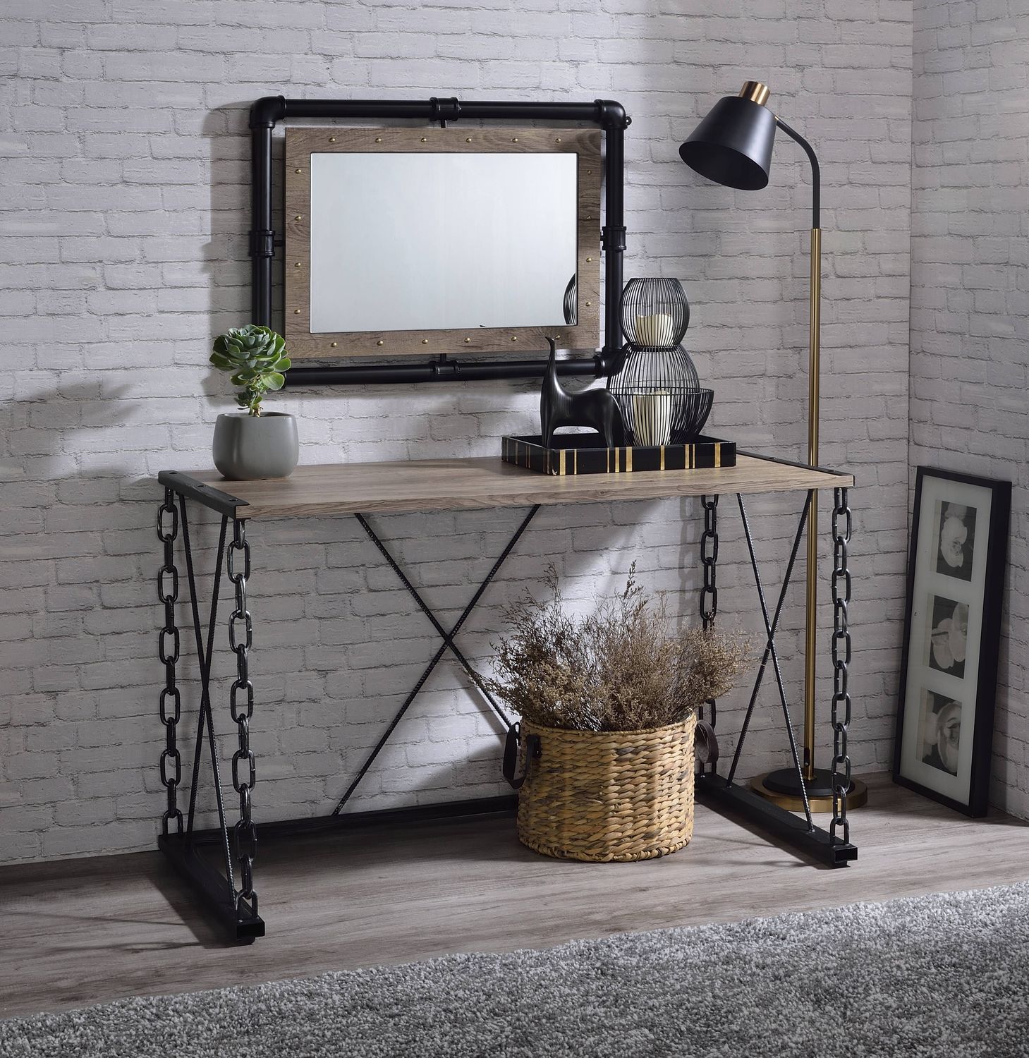 CONSOLE TABLE