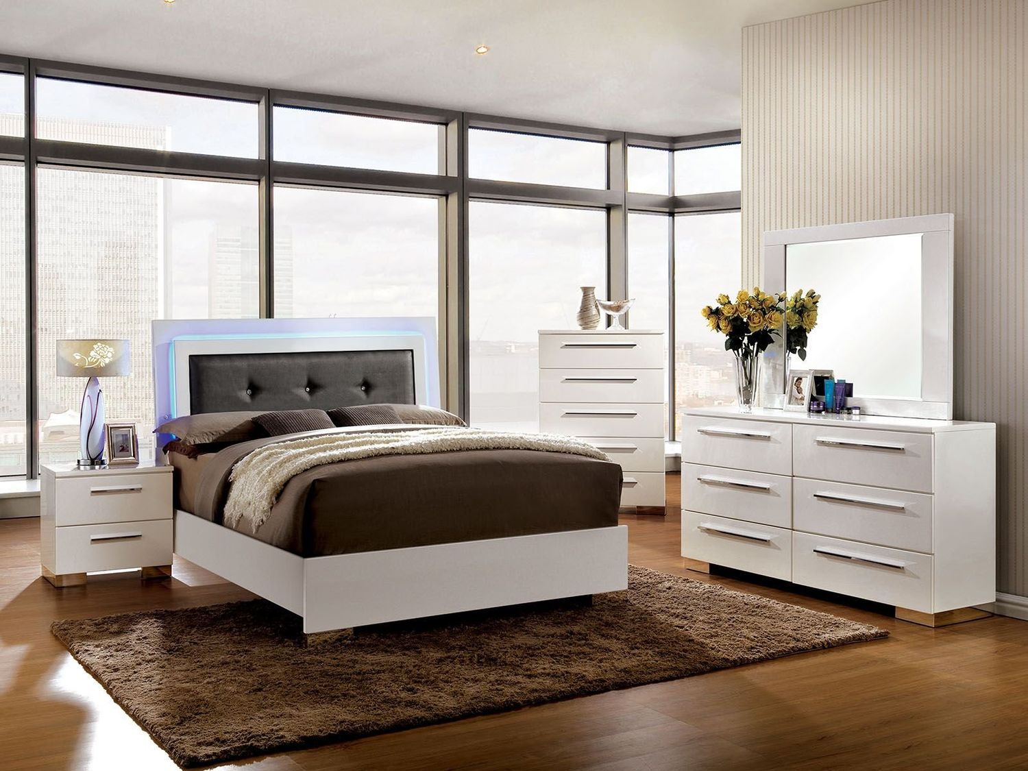 WHITE 4PC BEDROOM SET