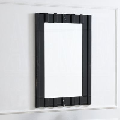 BLACK MIRRORED