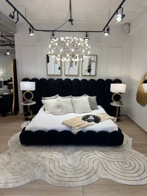 WHITE AND GOLD RUG