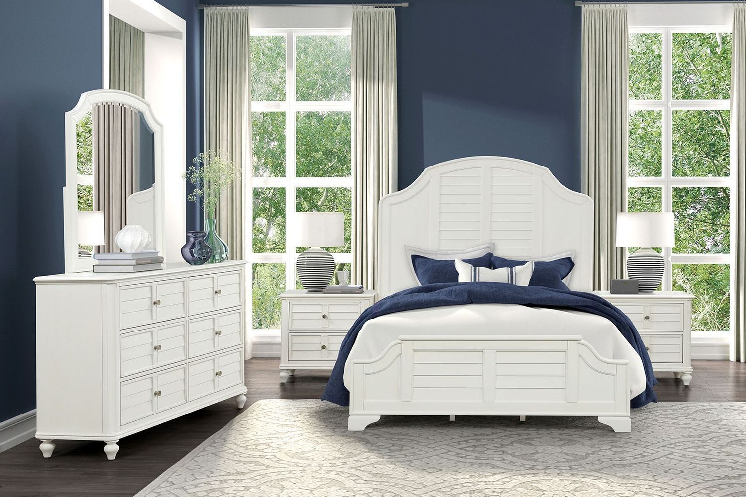 4PC WHITE WOODEN BEDROOM SET
