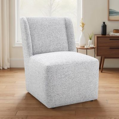 ACCENT CHAIR