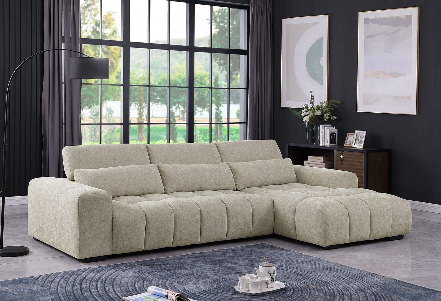 SECTIONAL WITH RIGHT FACING CHASE