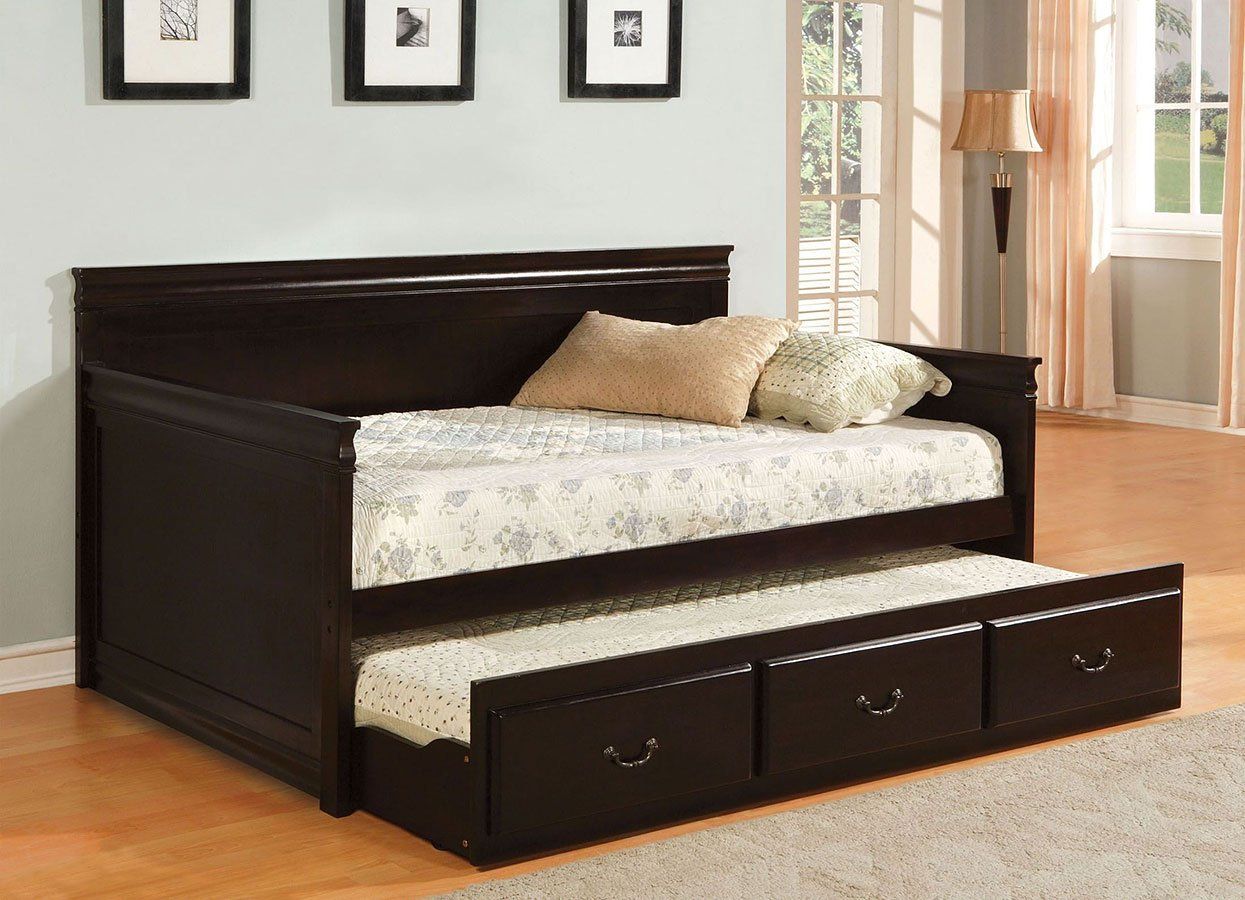 DARK COCOA DAYBED WITH TRUNDLE