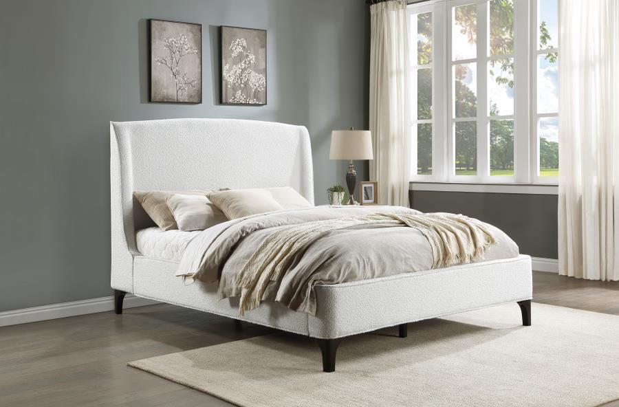 WINGBACK BED WHITE SNOW