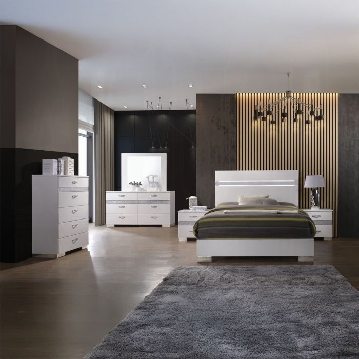 WHITE 4PC BEDROOM SET