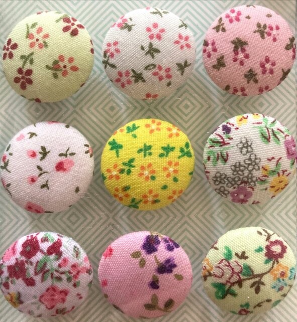 BOUTONS FLEURIS 02