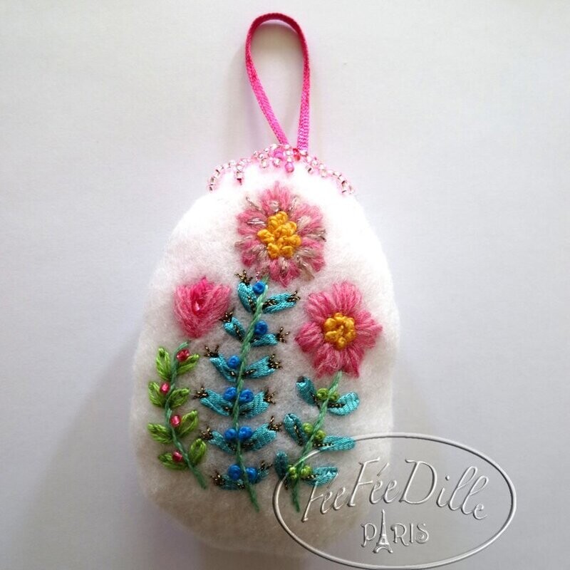 OEUF BOUQUET DE FLEURS