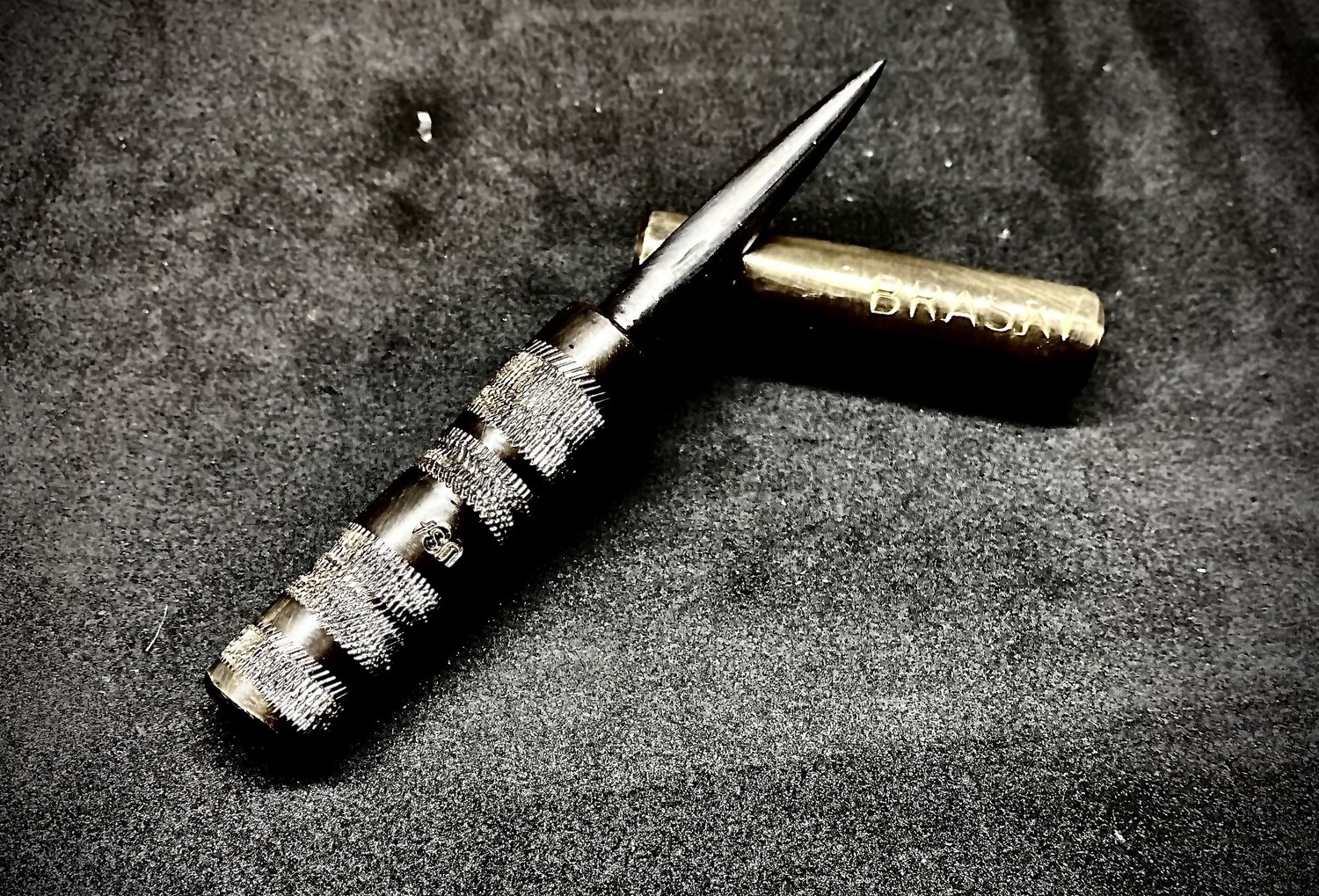 Ice Pick with knurled handle and cap