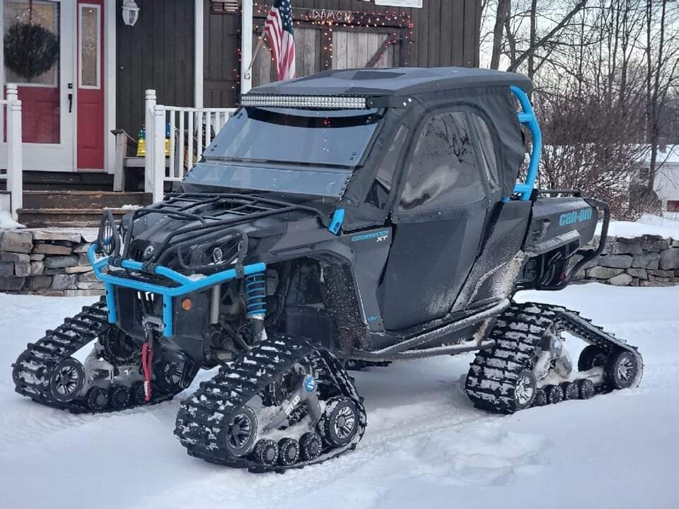 Can-Am Commander OG with Bling-Star Doors 2-Seater Enclosure