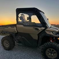 Can-Am Defender 2 seat