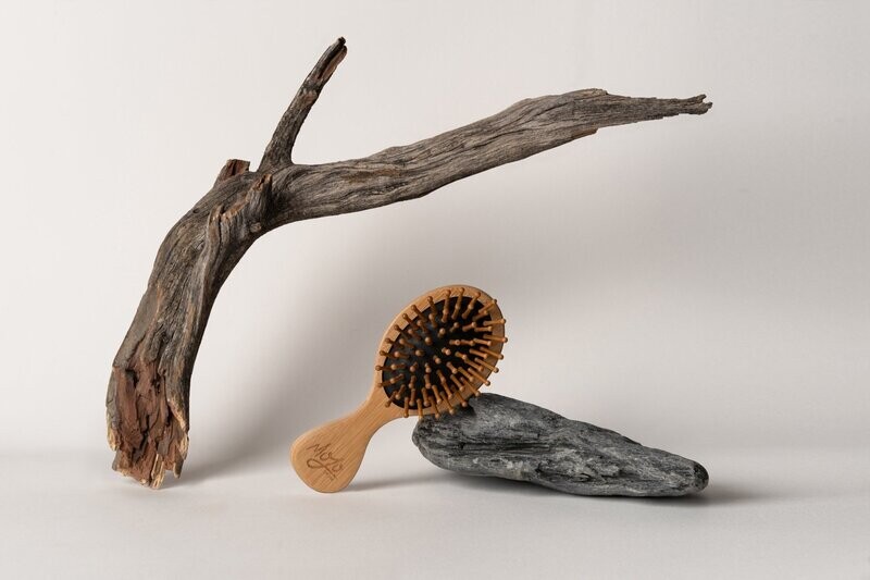 Bamboo small brush