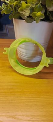 Rubber Dental retractor