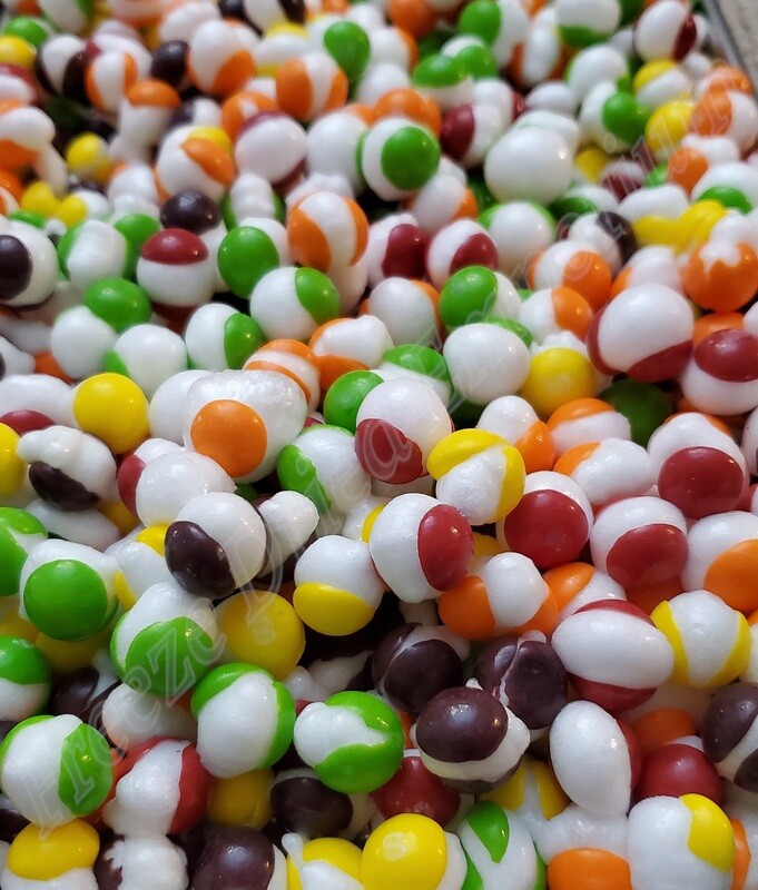 Explore the Difference Between Dehydrated & Freeze-Dried Candy