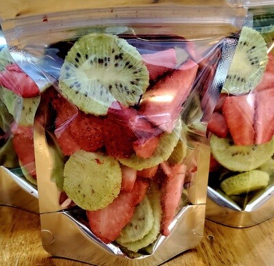 Freeze Dried Sugared Kiwi and Strawberries