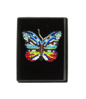 Broche handgeborduurde vlinder
