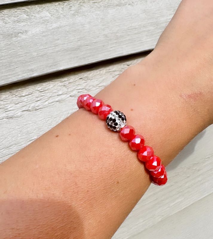 Coral Summer Leo Ball Bracelet