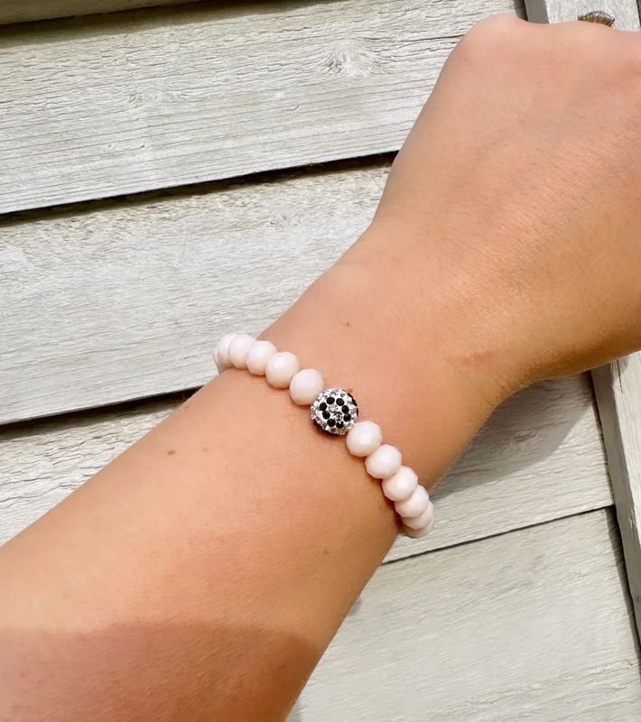 Cream Summer Leo Ball Bracelet