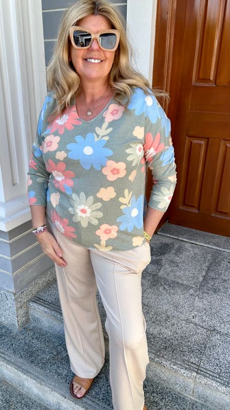 Cute Flower Print Jumper in Charcoal