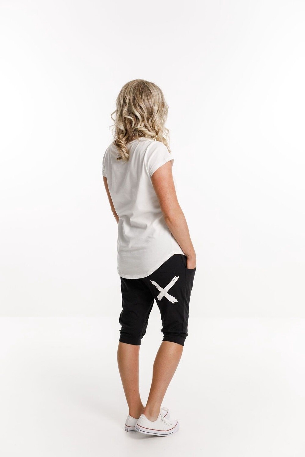 Home-lee 3/4 apartment pants- black with white x