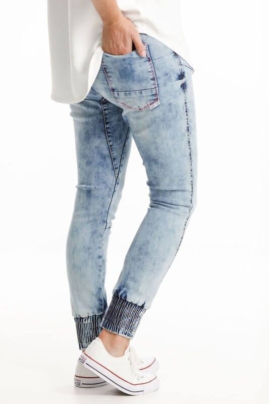 Home-lee Weekender jeans- snow wash