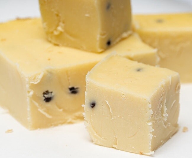 Fudge: Passionfruit (price per box, approx. 350g)