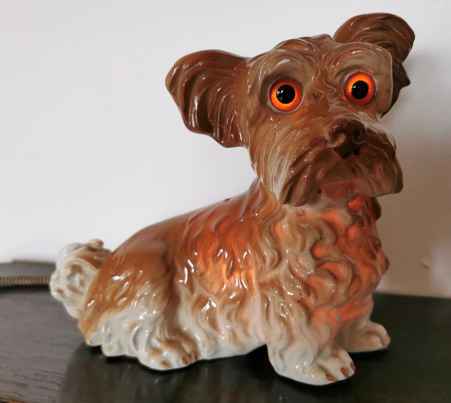 Rauchverzehrer Porzellan &quot;Hund&quot; beleuchtet