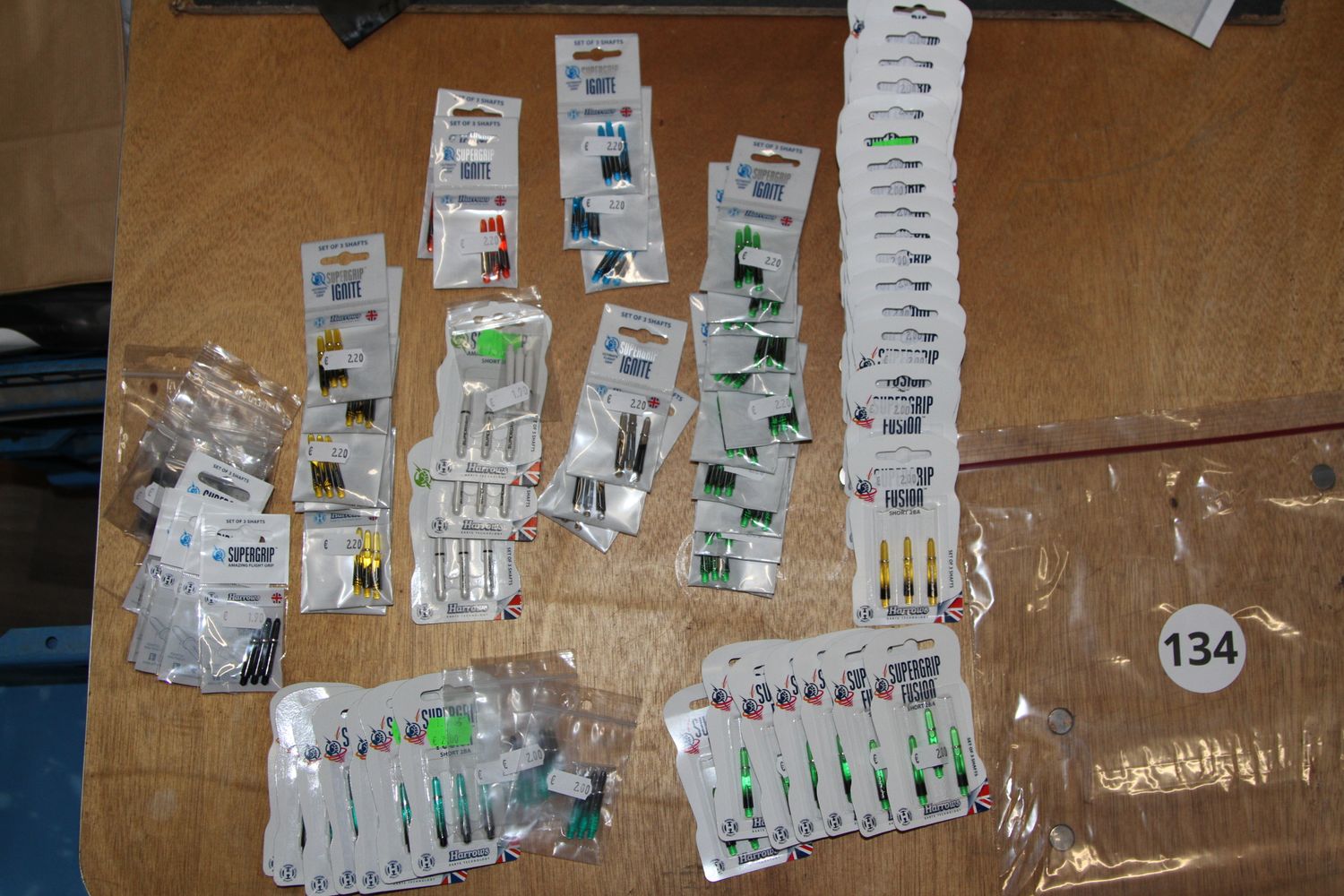 kavel 134,  Super Grip, Fision, Ignite, Short, Zwart, Geel, Oranje, Aqua, Wit, Groen, Jade, 90 Sets van 3 Stuks