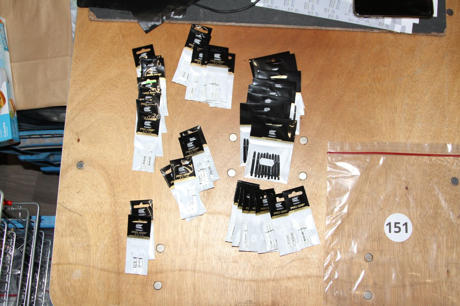 Kavel 151,  Pro Grip Spin, Medium,  Wit, Zwart, Clear, 68 Sets van 3 Stuks