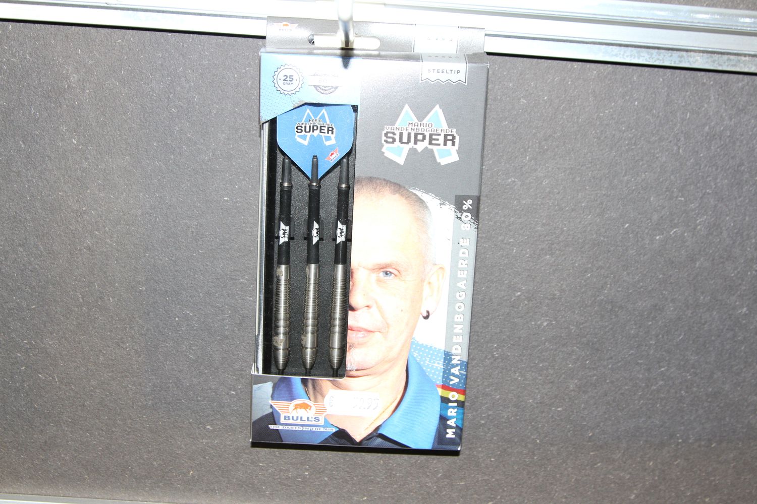 Kavel 318,  Bull&#39;s Mario Van De Bogaerde, 25 gram