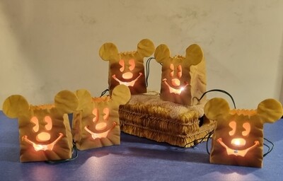 Beeldjes, Lighted Luminaria Figurine, verlichting decoratie, Enesco 