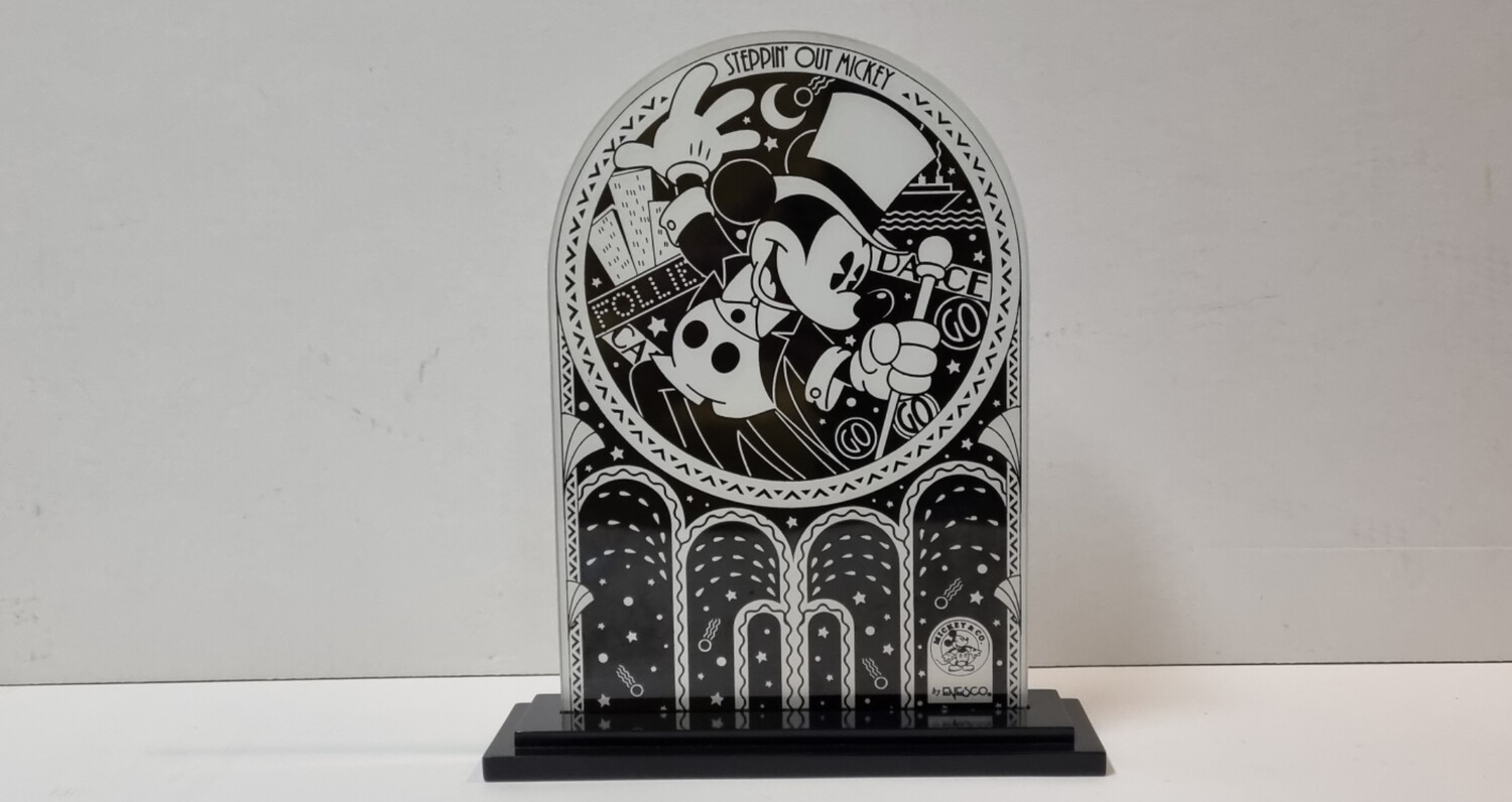 Glazen Displayer, Steppin' Out Mickey Mouse, Enesco 