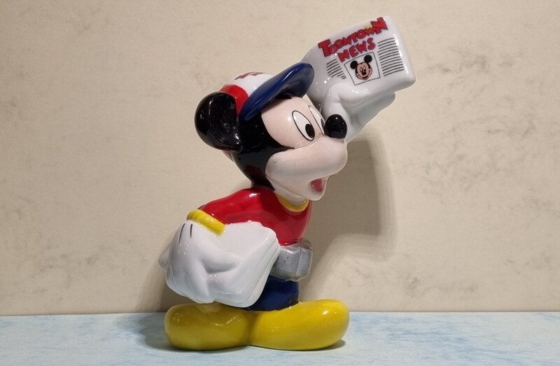 Beeldje, Mickey Newspaper Boy, Mickey Mouse, Enesco