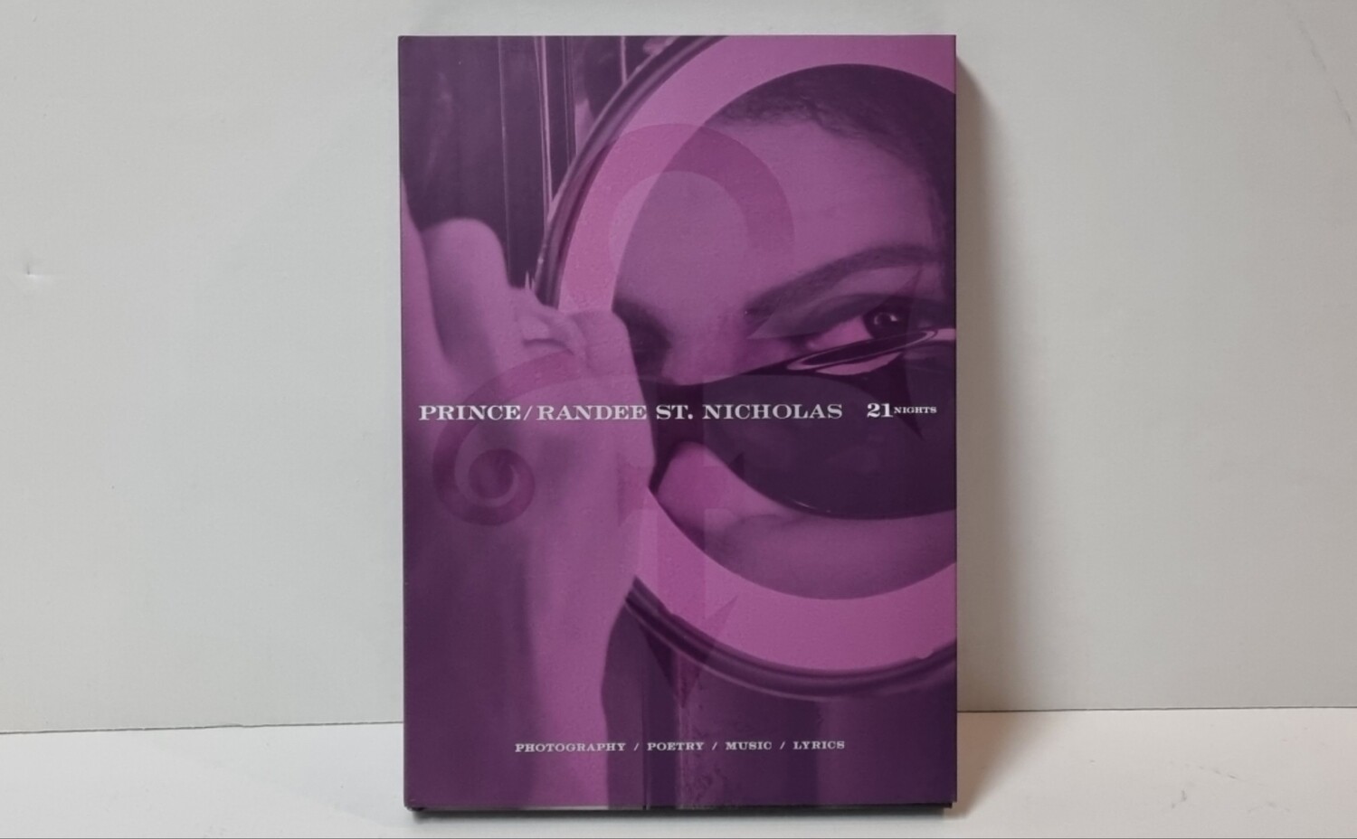 Boek, 21 Nights, Hardcover, Prince / Randee St. Nicholas, Including the exclusive CD Indigo Nights