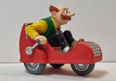 Beeldje, De snorrende snor, Suske &amp; Wiske