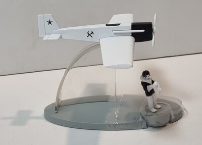 Sovjet jachtvliegtuig met Kuifje, uit Kuifje  in het land van de Sovjets