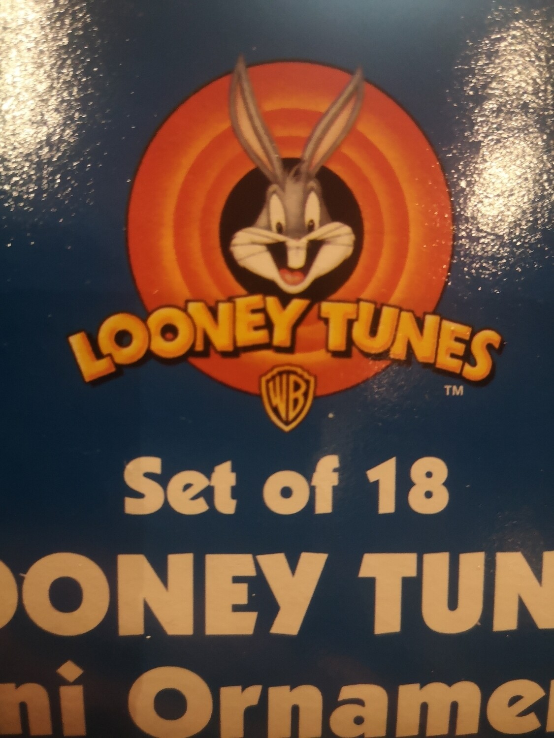 18 kerstornamenten, Pasen, Looney Tunes