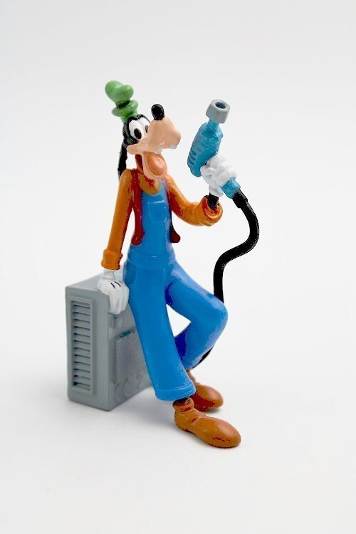 Figuurtje, Goofy, Autocoureur