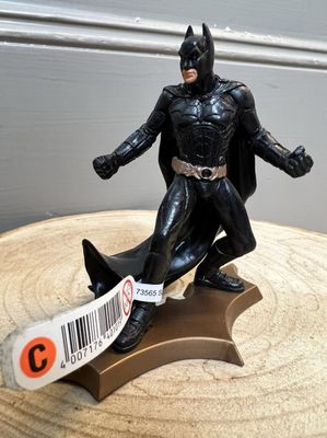 Figuurtje, Batman staand op Logo