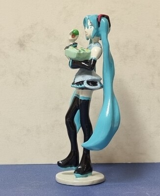 Pixi, Hatsune Miku met Macarons, Metaal, Limited Edition