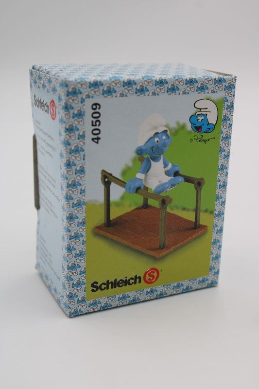 Schleich Super Smurf:  Turn Smurf