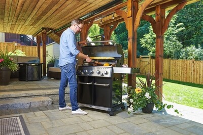 Broil King Baron 590 zwart