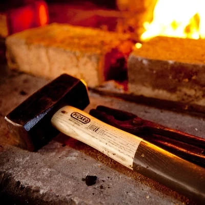 Kindling Cracker Moker