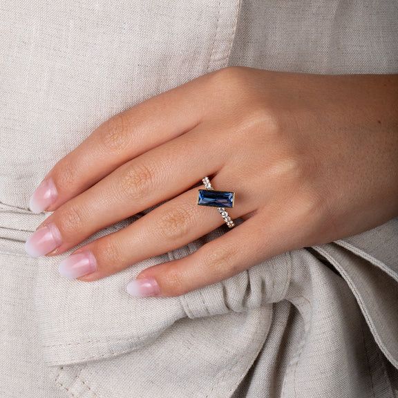 Twisted Crystal Ring - Zilverkleurig