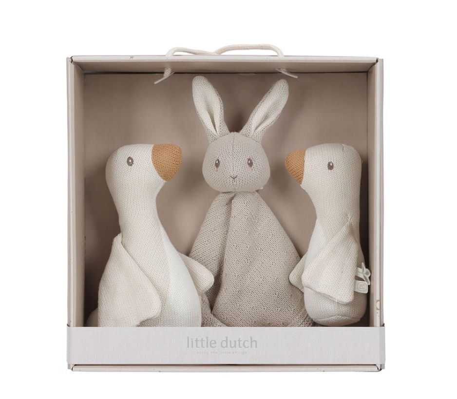 Giftset newborn gebreid