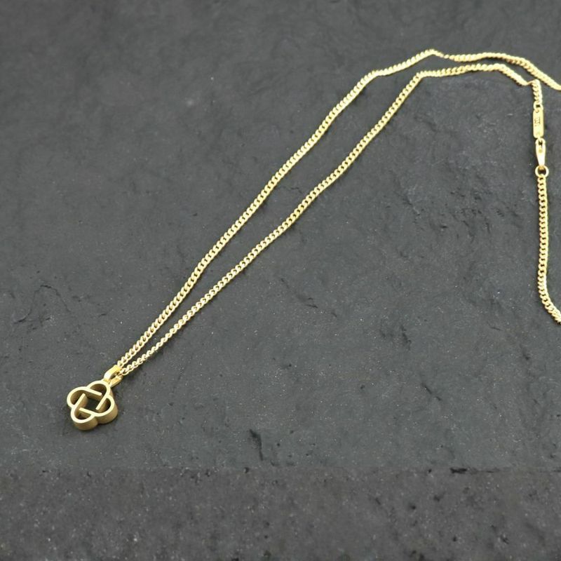Clover Necklace