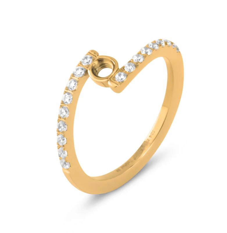Twisted Tegan cz ring GD