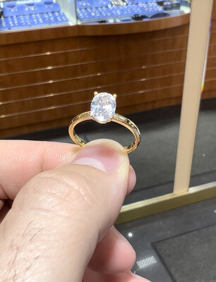 Oval Classic Ring 0.85CT